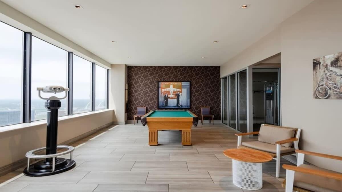 26Th Fl Bold Cozysuites With Pool, Gym Даллас Экстерьер фото
